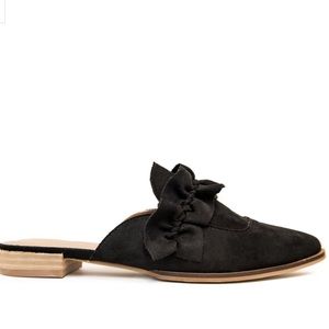 MOOREA SEAL Pierson Loafers Black